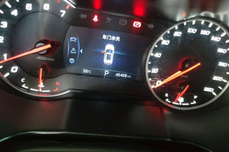 Used CHANGAN CS35PLUS 2019 1.6L Automatic Yue Lian Upgrade Edition Odometer Close Up