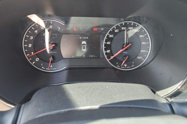 Used CHANGAN CS35PLUS 2019 1.4T DCT CoolLink Blue Whale Edition Odometer Close Up