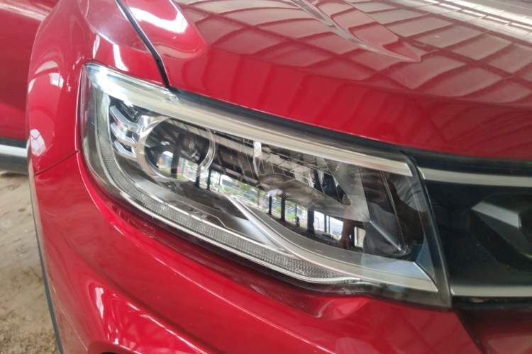 Used CHANGAN CS35PLUS 2019 1.6L Automatic Yue Lian Upgrade Edition Right Front Headlight