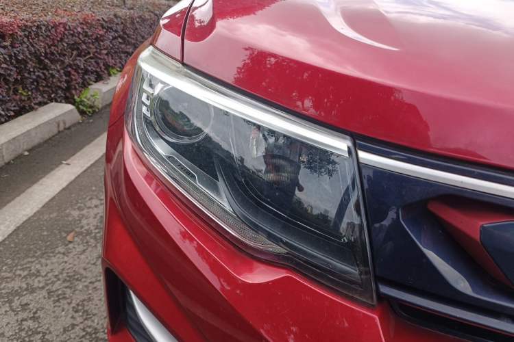 Used CHANGAN CS35PLUS 2019 1.4T DCT Chuanlian Blue Whale Edition Right Front Headlight