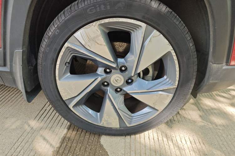 Used CHANGAN CS35PLUS 2019 1.6L Automatic Smart Connectivity Model Right Front Wheel Hub