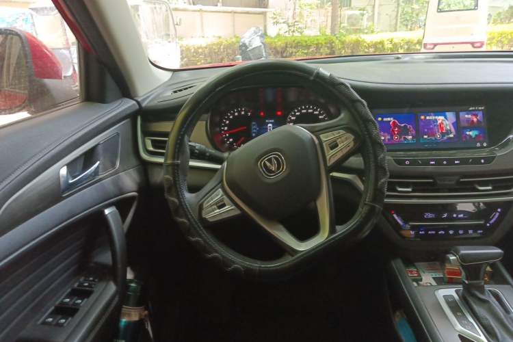 Used CHANGAN CS35PLUS 2019 1.4T DCT Chuanlian Blue Whale Edition Steering Wheel