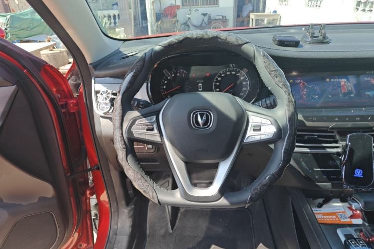 Used CHANGAN CS35PLUS 2019 1.4T DCT CoolLink Blue Whale Edition Steering Wheel