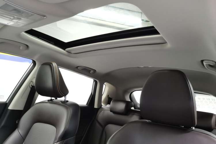 Used CHANGAN CS35PLUS 2019 1.6L Manual Chuanlian Edition Headliner