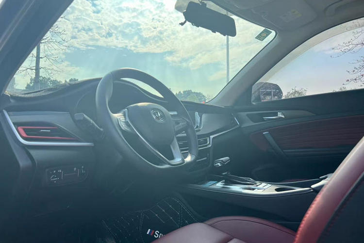 Used CHANGAN CS35PLUS 2019 1.4T DCT Chuanlian Blue Whale Edition Interior 2