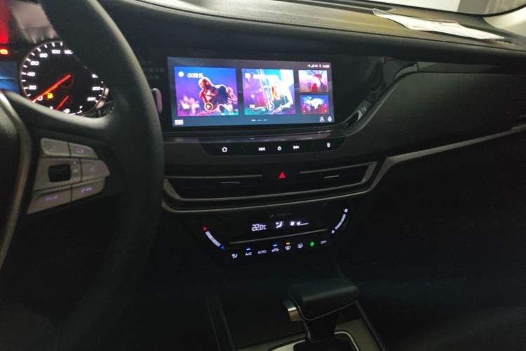 Used CHANGAN CS35PLUS 2019 1.4T DCT CoolLink Blue Whale Edition Audio And AC Panel
