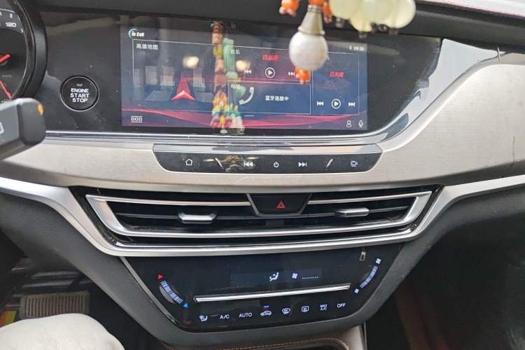 Used CHANGAN CS35PLUS 2019 1.6L Automatic Changlian Edition Audio And AC Panel