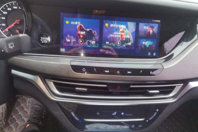 Used CHANGAN CS35PLUS 2019 1.4T DCT Chuanlian Blue Whale Edition Audio And AC Panel