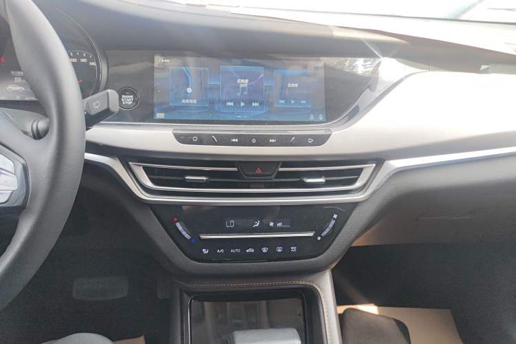 Used CHANGAN CS35PLUS 2019 1.6L Automatic Changlian Edition Audio And AC Panel