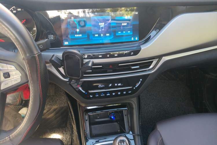 Used CHANGAN CS35PLUS 2019 1.6L Manual Chuanlian Edition Audio And AC Panel