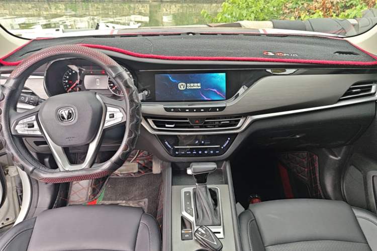 Used CHANGAN CS35PLUS 2019 1.4T DCT Chuanlian Blue Whale Edition Audio And AC Panel
