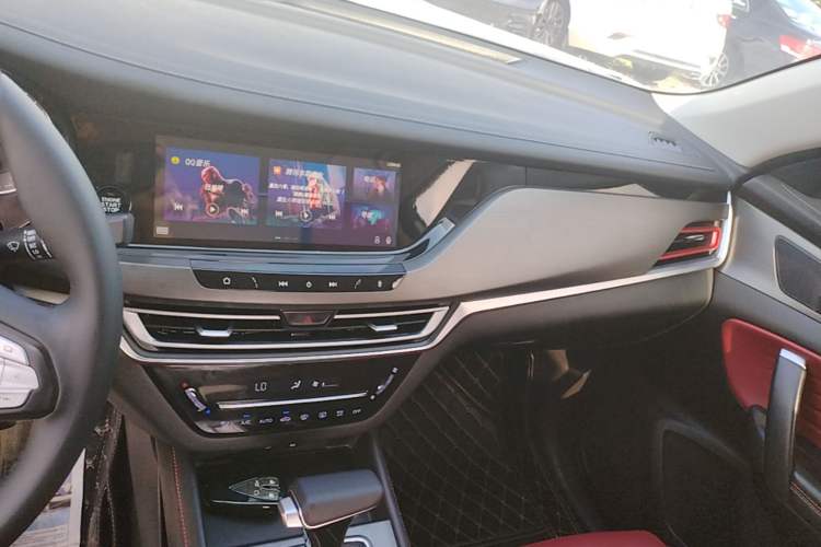 Used CHANGAN CS35PLUS 2019 1.4T DCT Chuanlian Blue Whale Edition Audio And AC Panel