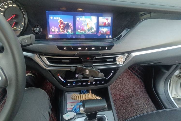 Used CHANGAN CS35PLUS 2019 1.4T DCT Chuanlian Blue Whale Edition Audio And AC Panel