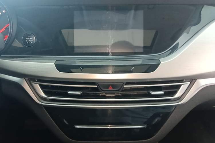 Used CHANGAN CS35PLUS 2019 1.6L Automatic Yue Lian Upgrade Edition Audio And AC Panel