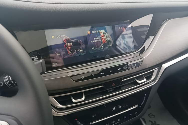 Used CHANGAN CS35PLUS 2019 1.4T DCT Chuanlian Blue Whale Edition Audio And AC Panel