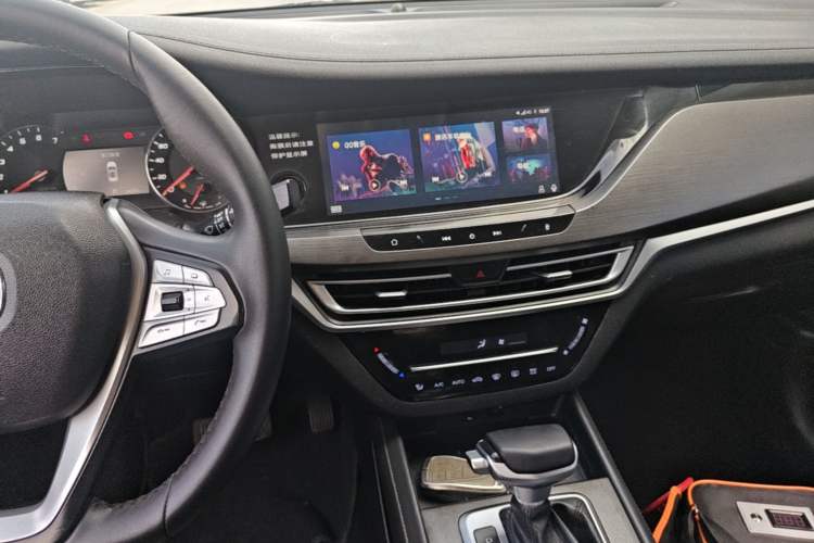Used CHANGAN CS35PLUS 2019 1.4T DCT Chuanlian Blue Whale Edition Audio And AC Panel