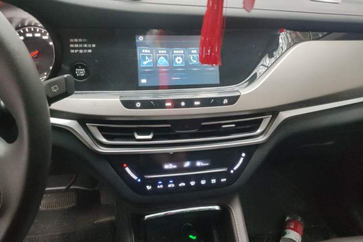 Used CHANGAN CS35PLUS 2019 1.6L Automatic Yue Lian Upgrade Edition Audio And AC Panel