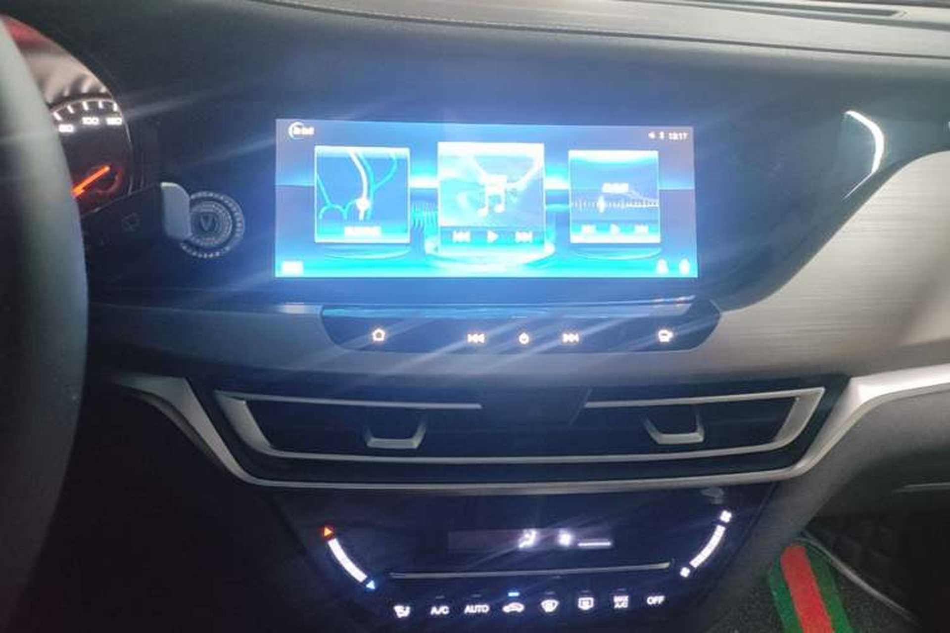 Used CHANGAN CS35PLUS 2019 1.6L Automatic Changlian Edition Audio And AC Panel