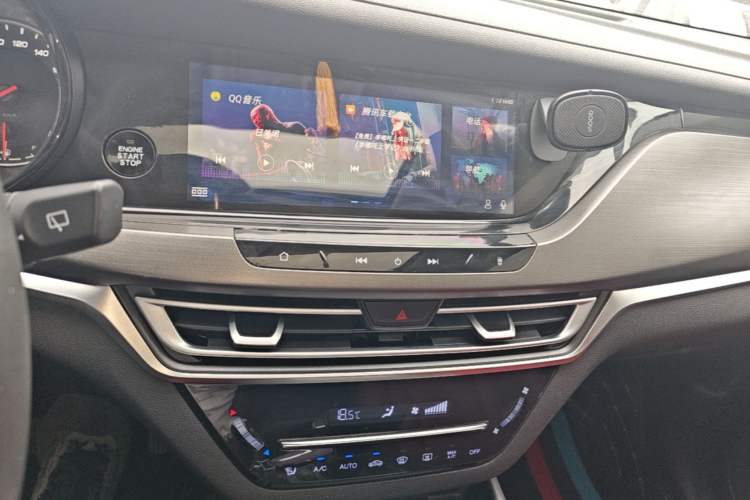 Used CHANGAN CS35PLUS 2019 1.4T DCT Chuanlian Blue Whale Edition Audio And AC Panel