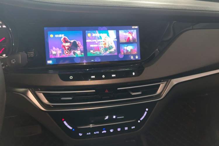 Used CHANGAN CS35PLUS 2019 1.4T DCT Chuanlian Blue Whale Edition Audio And AC Panel