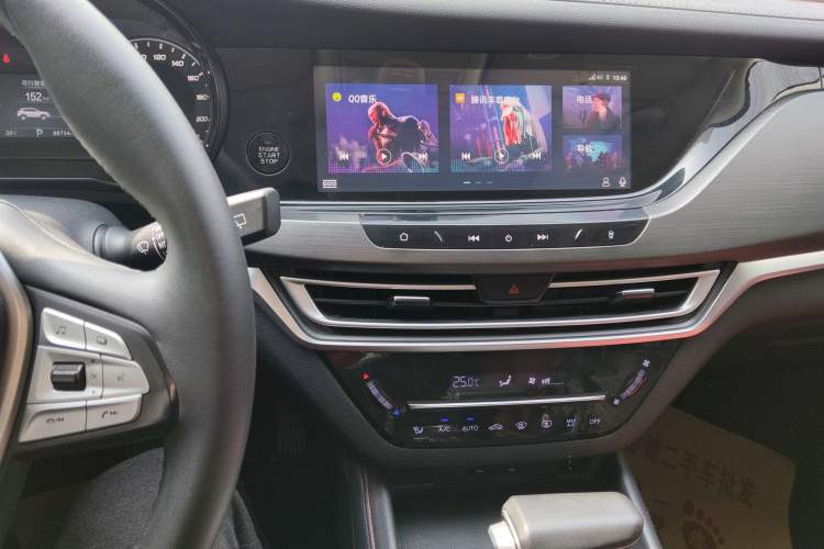 Used CHANGAN CS35PLUS 2019 1.4T DCT Chuanlian Blue Whale Edition Audio And AC Panel