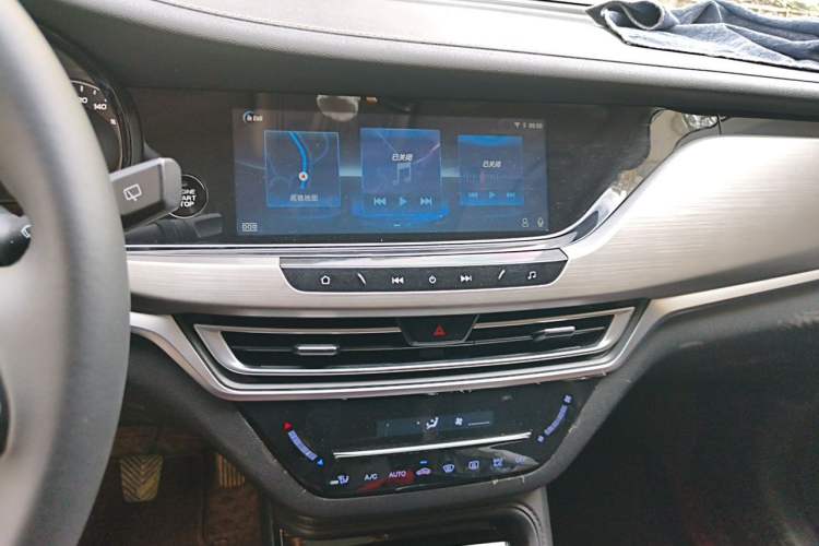 Used CHANGAN CS35PLUS 2019 1.6L Manual Chuanlian Edition Audio And AC Panel