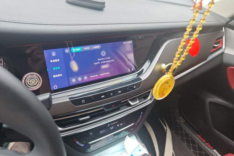 Used CHANGAN CS35PLUS 2019 1.4T DCT CoolLink Blue Whale Edition Audio And AC Panel
