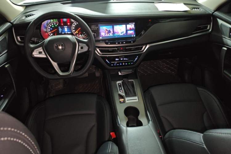 Used CHANGAN CS35PLUS 2019 1.4T DCT CoolLink Blue Whale Edition Center Console