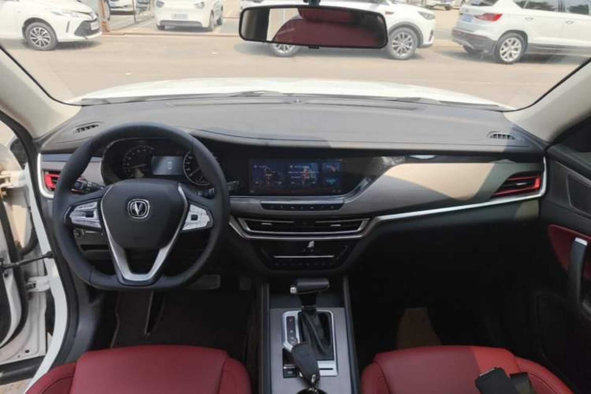 Used CHANGAN CS35PLUS 2019 1.4T DCT Chuanlian Blue Whale Edition Center Console