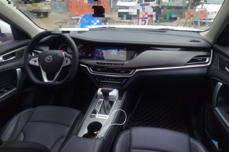 Used CHANGAN CS35PLUS 2019 1.4T DCT Chuanlian Blue Whale Edition Center Console