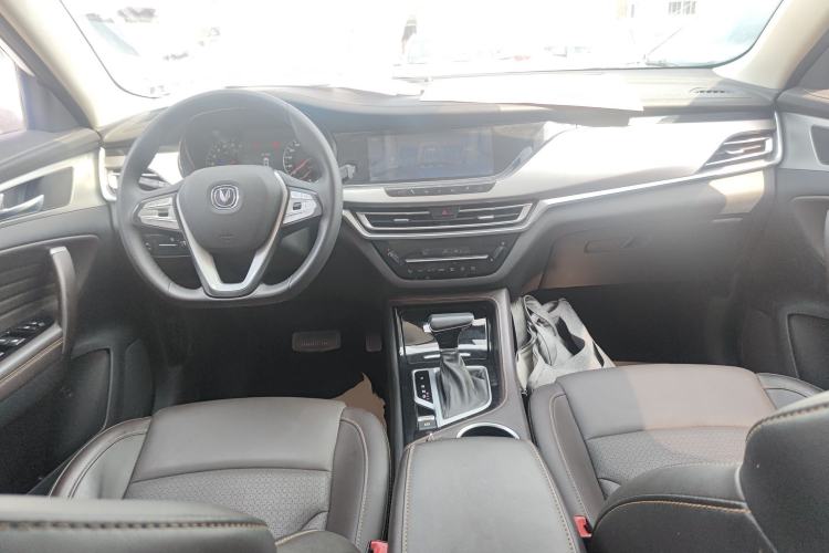Used CHANGAN CS35PLUS 2019 1.6L Automatic Changlian Edition Center Console