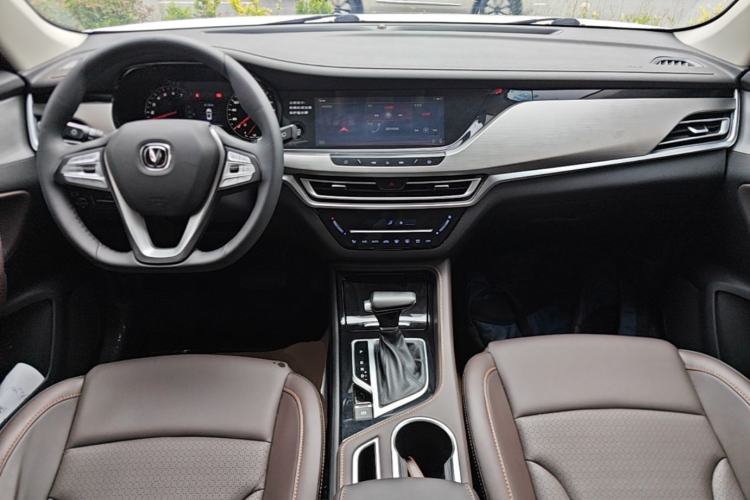 Used CHANGAN CS35PLUS 2019 1.6L Automatic Changlian Edition Center Console