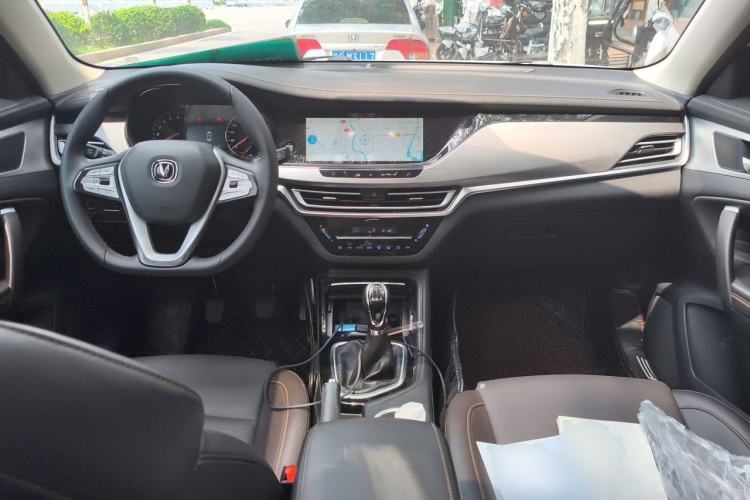 Used CHANGAN CS35PLUS 2019 1.6L Manual Chuanlian Edition Center Console