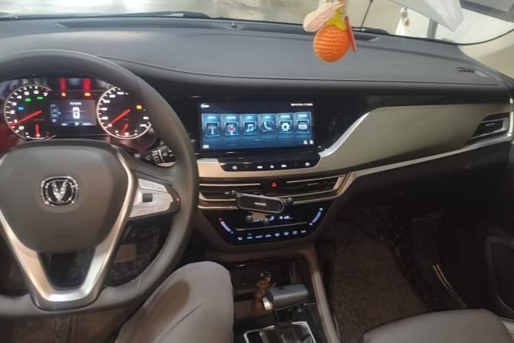 Used CHANGAN CS35PLUS 2019 1.6L Automatic Changlian Edition Center Console