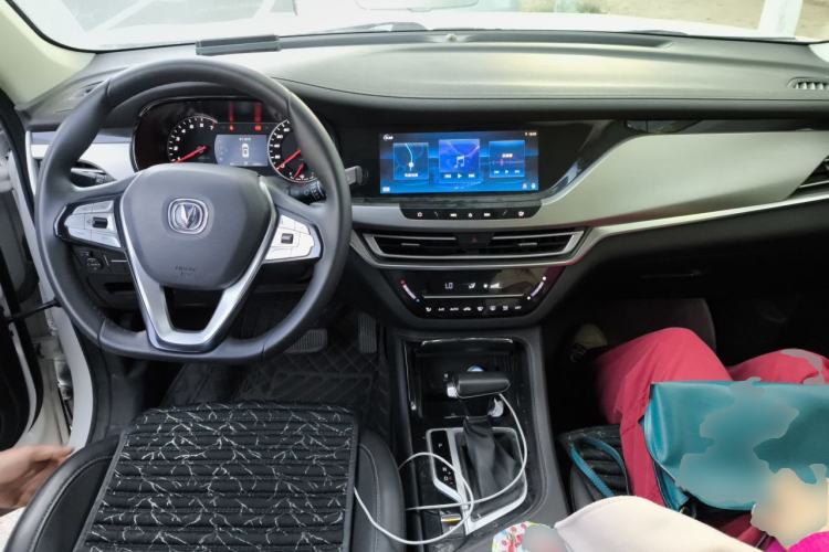 Used CHANGAN CS35PLUS 2019 1.6L Automatic Changlian Edition Center Console
