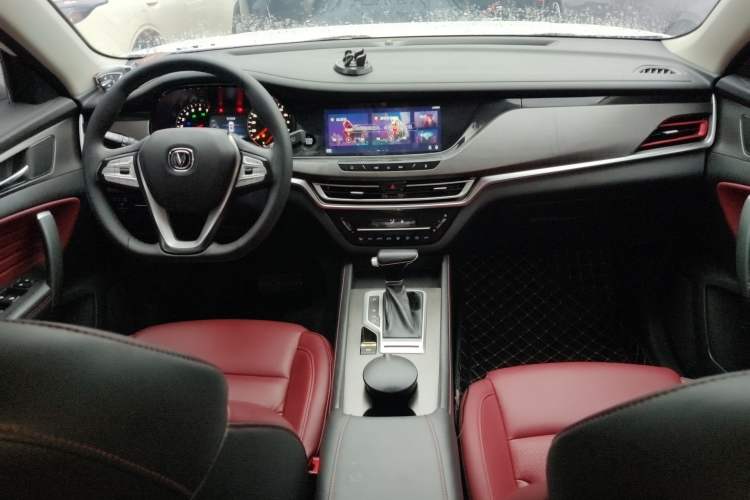 Used CHANGAN CS35PLUS 2019 1.4T DCT Chuanlian Blue Whale Edition Center Console