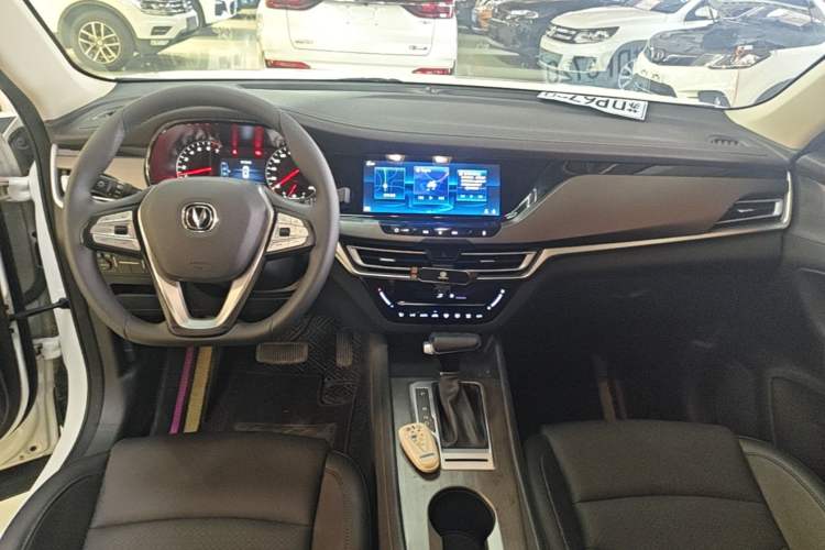 Used CHANGAN CS35PLUS 2019 1.4T DCT Chuanlian Blue Whale Edition Center Console