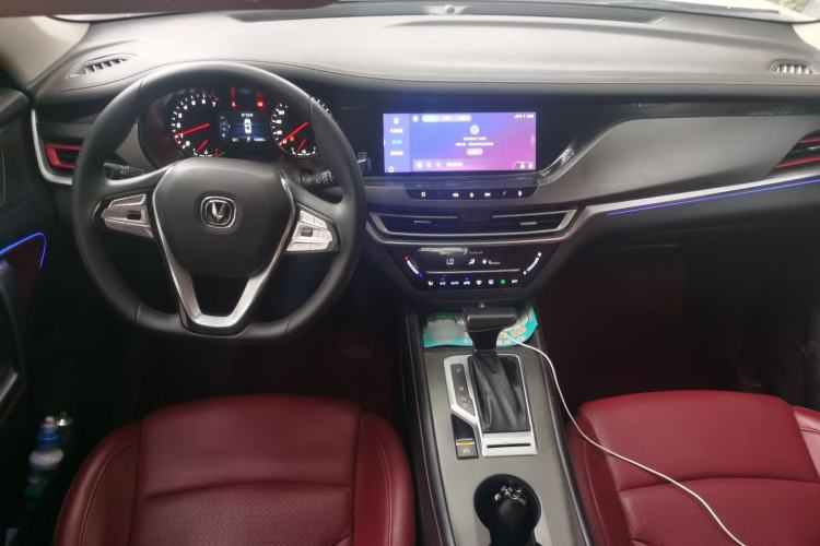 Used CHANGAN CS35PLUS 2019 1.4T DCT CoolLink Blue Whale Edition Center Console