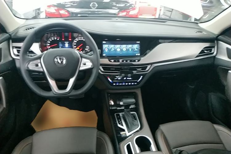 Used CHANGAN CS35PLUS 2019 1.6L Automatic Changlian Edition Center Console