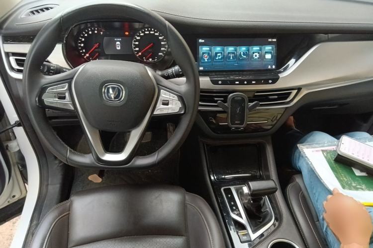Used CHANGAN CS35PLUS 2019 1.6L Automatic Changlian Edition Center Console