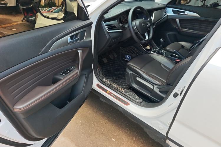 Used CHANGAN CS35PLUS 2019 1.6L Manual Chuanlian Edition Driver Seat