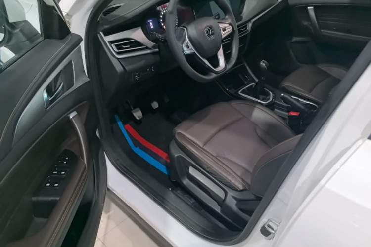 Used CHANGAN CS35PLUS 2019 1.6L Manual E-Link Upgrade Edition Driver Seat