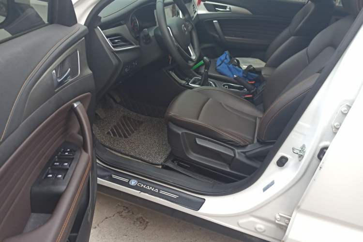 Used CHANGAN CS35PLUS 2019 1.6L Manual E-Link Upgrade Edition Driver Seat