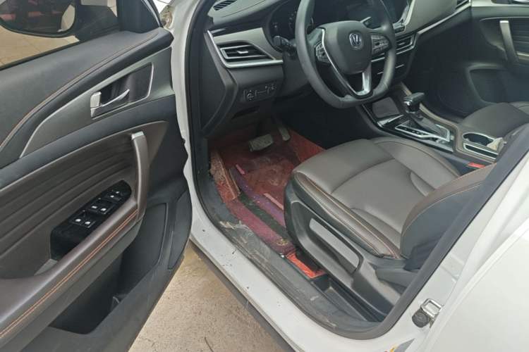 Used CHANGAN CS35PLUS 2019 1.6L Automatic Changlian Edition Driver Seat