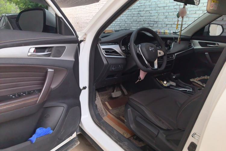 Used CHANGAN CS35PLUS 2019 1.6L Automatic Changlian Edition Driver Seat