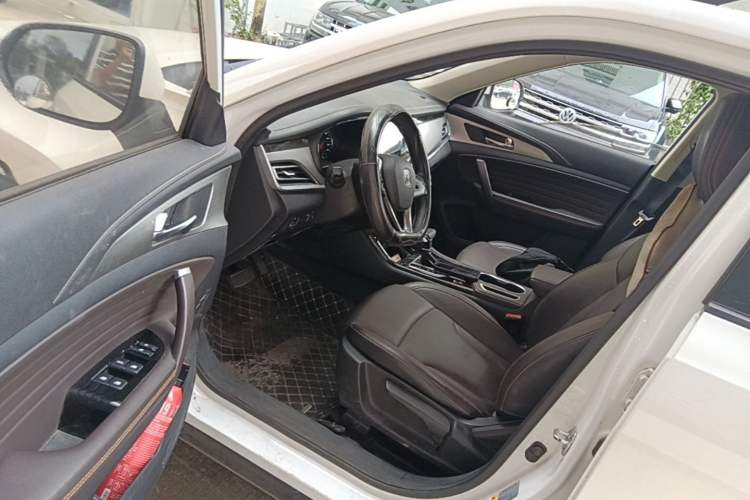 Used CHANGAN CS35PLUS 2019 1.6L Automatic Changlian Edition Driver Seat
