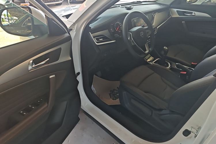 Used CHANGAN CS35PLUS 2019 1.6L Manual Chuanlian Edition Driver Seat
