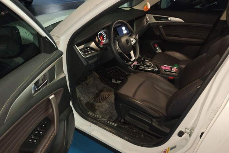 Used CHANGAN CS35PLUS 2019 1.6L Automatic Changlian Edition Driver Seat