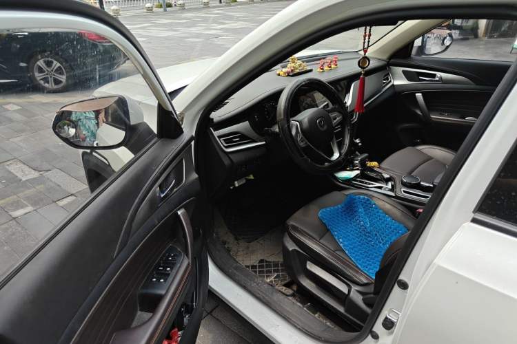 Used CHANGAN CS35PLUS 2019 1.6L Automatic Yue Lian Upgrade Edition Driver Seat