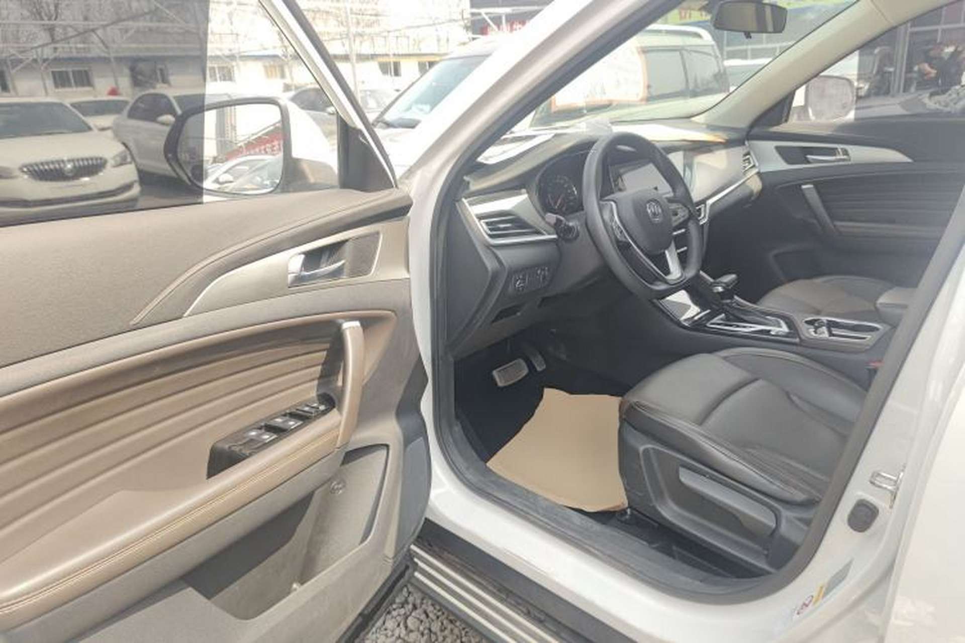 Used CHANGAN CS35PLUS 2019 1.6L Automatic Changlian Edition Driver Seat
